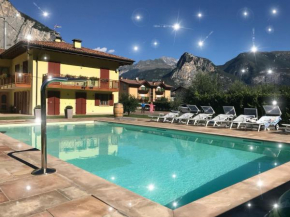 Гостиница Agritur Ai Masi  Пиeтрaмурaтa